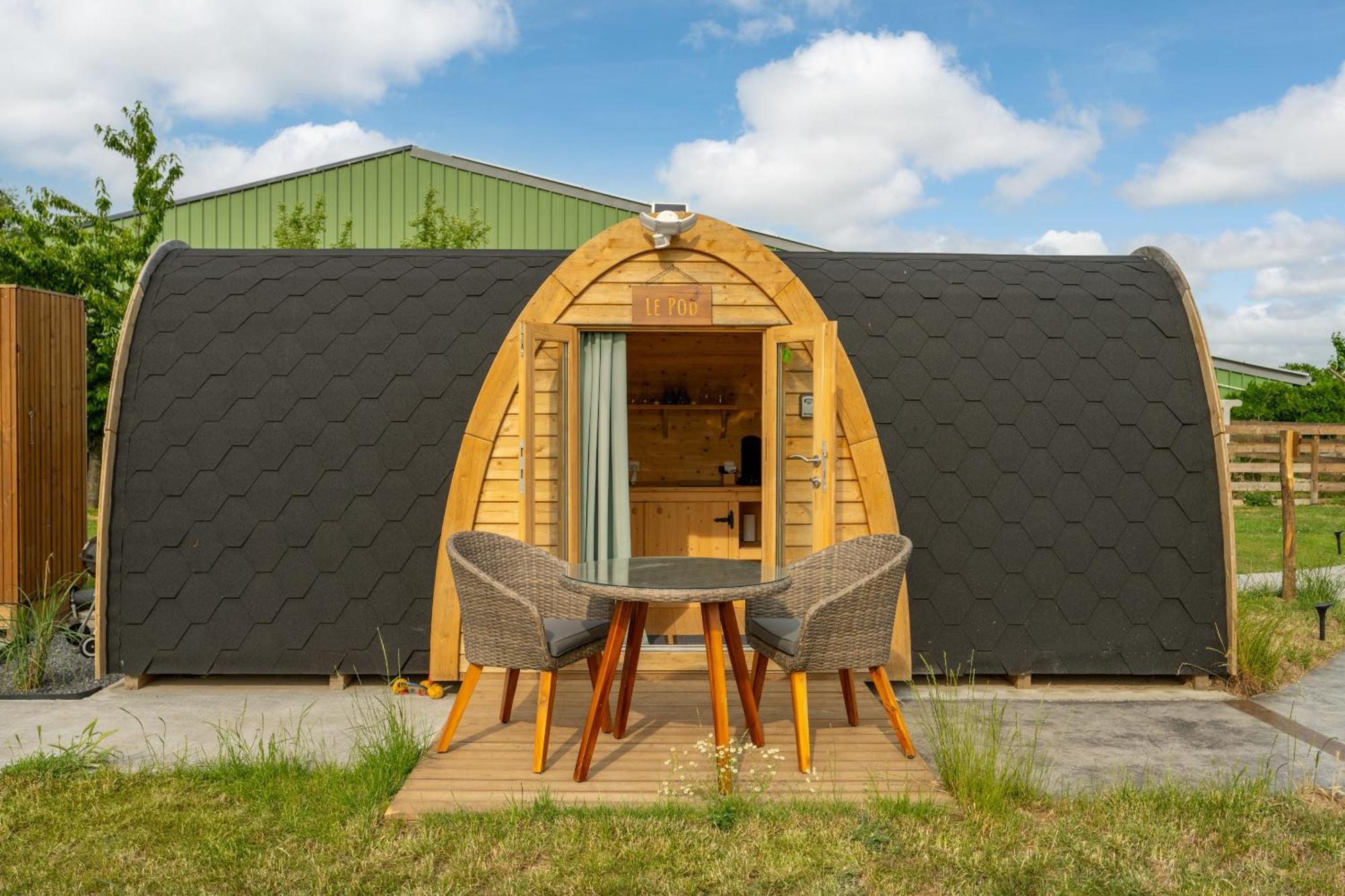 Logements Insolites A La Ferme - Yourte, Kota Ou Pod Farbus Номер фото