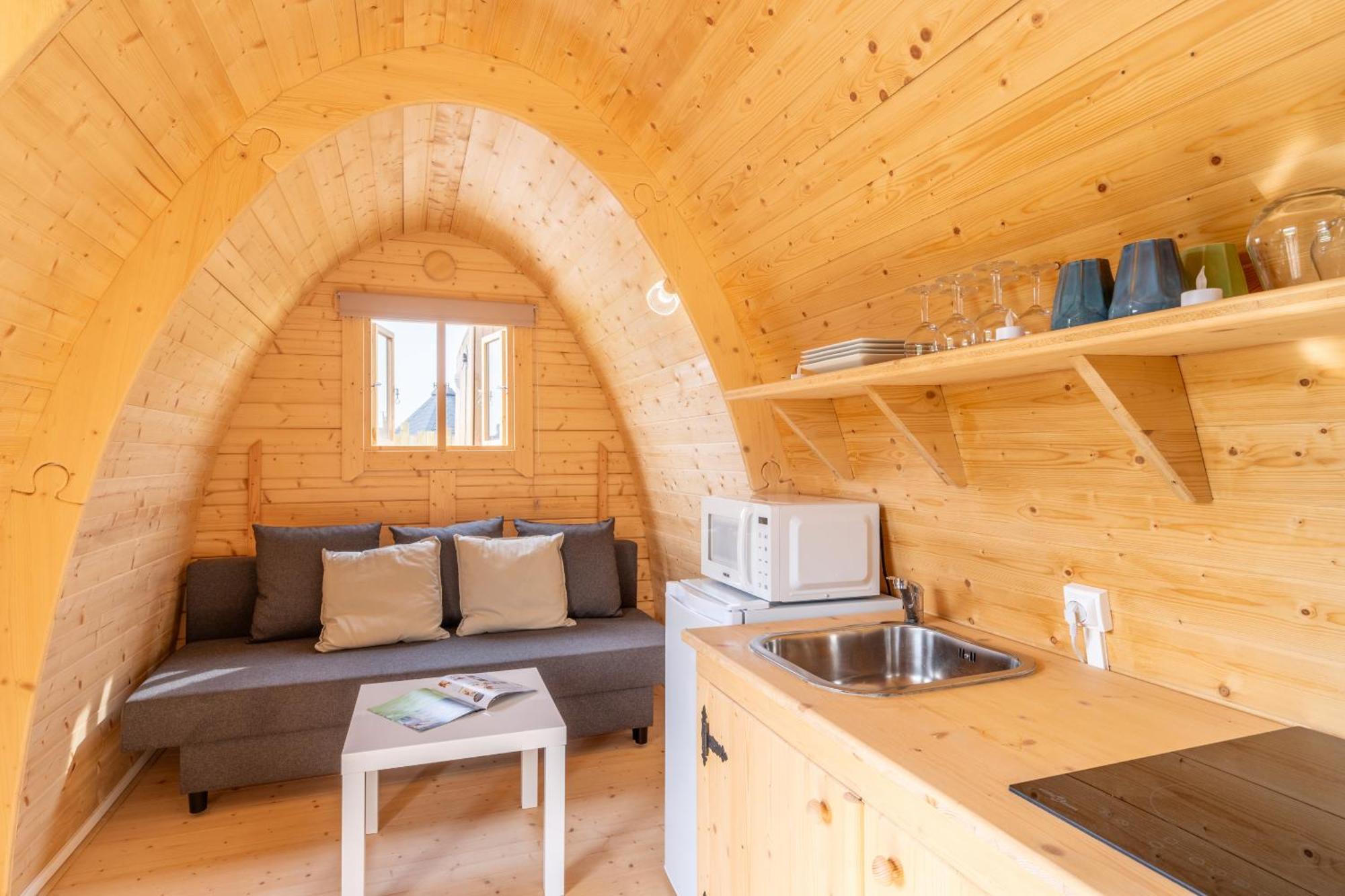 Logements Insolites A La Ferme - Yourte, Kota Ou Pod Farbus Номер фото